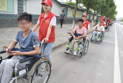 【保山安利醫(yī)院】2019年保山市脊髓損傷“希望之家”社會融入活動 —《緬懷先烈，堅強(qiáng)生活》