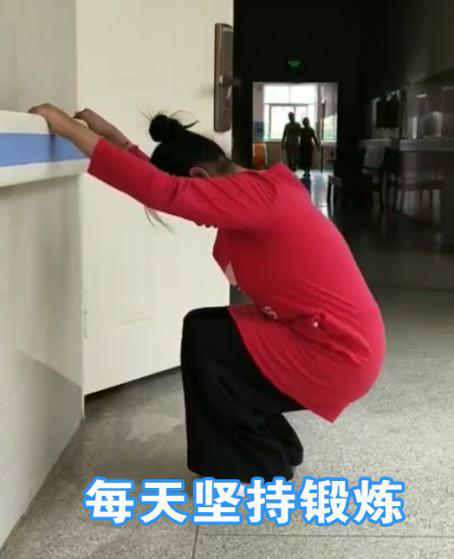 13歲女孩自幼患“腦癱”，行動(dòng)受阻，經(jīng)系統(tǒng)康復(fù)治療能獨(dú)立步行！