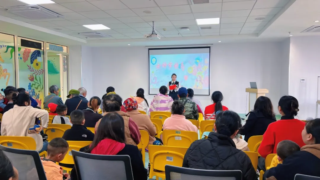 春風(fēng)有你·灼灼芳華 | 保山安利醫(yī)院黨支部聯(lián)合兒康醫(yī)學(xué)科舉辦婦女節(jié)特別活動(dòng)