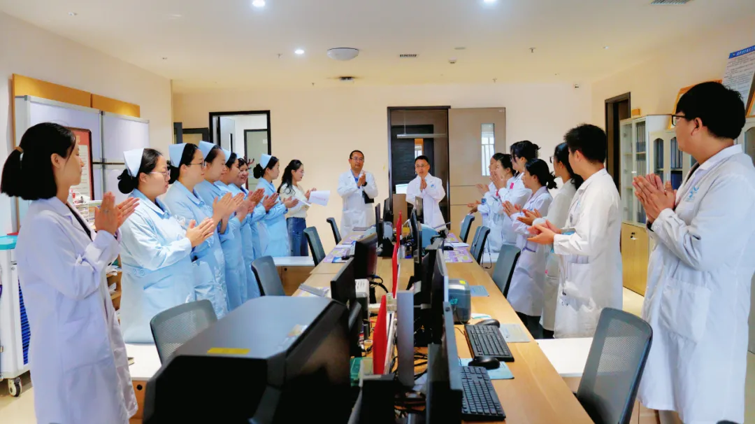 重磅喜訊丨資深腫瘤專家孟健華主任受聘任保山安利醫(yī)院腫瘤科主任！